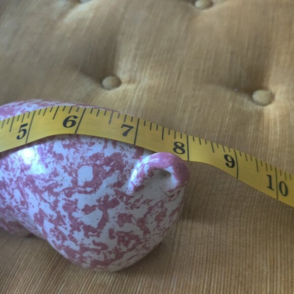 A Pig in ceramic form decorated with rose sponge splatters, A large 8" long x 4" - Picture 4 of 7